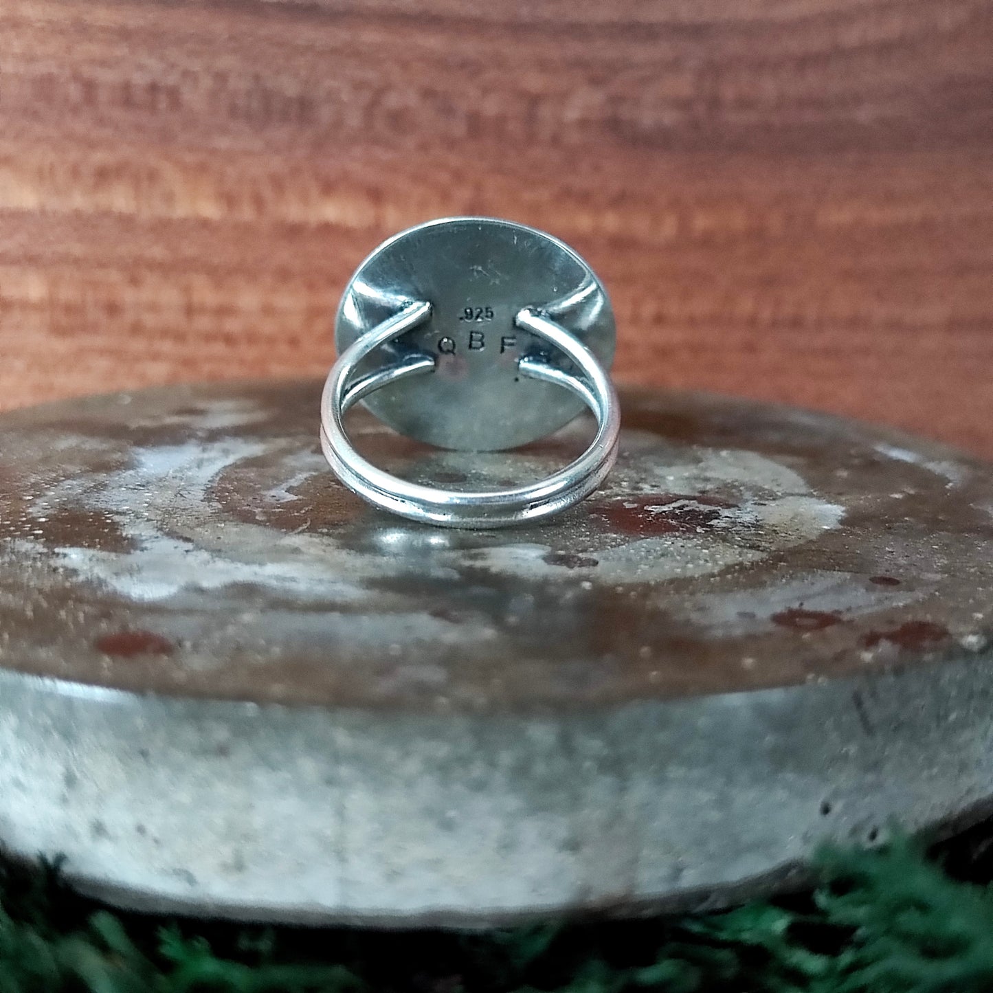 Broken Plates: Fireglow Collection Ring Size S 1/2