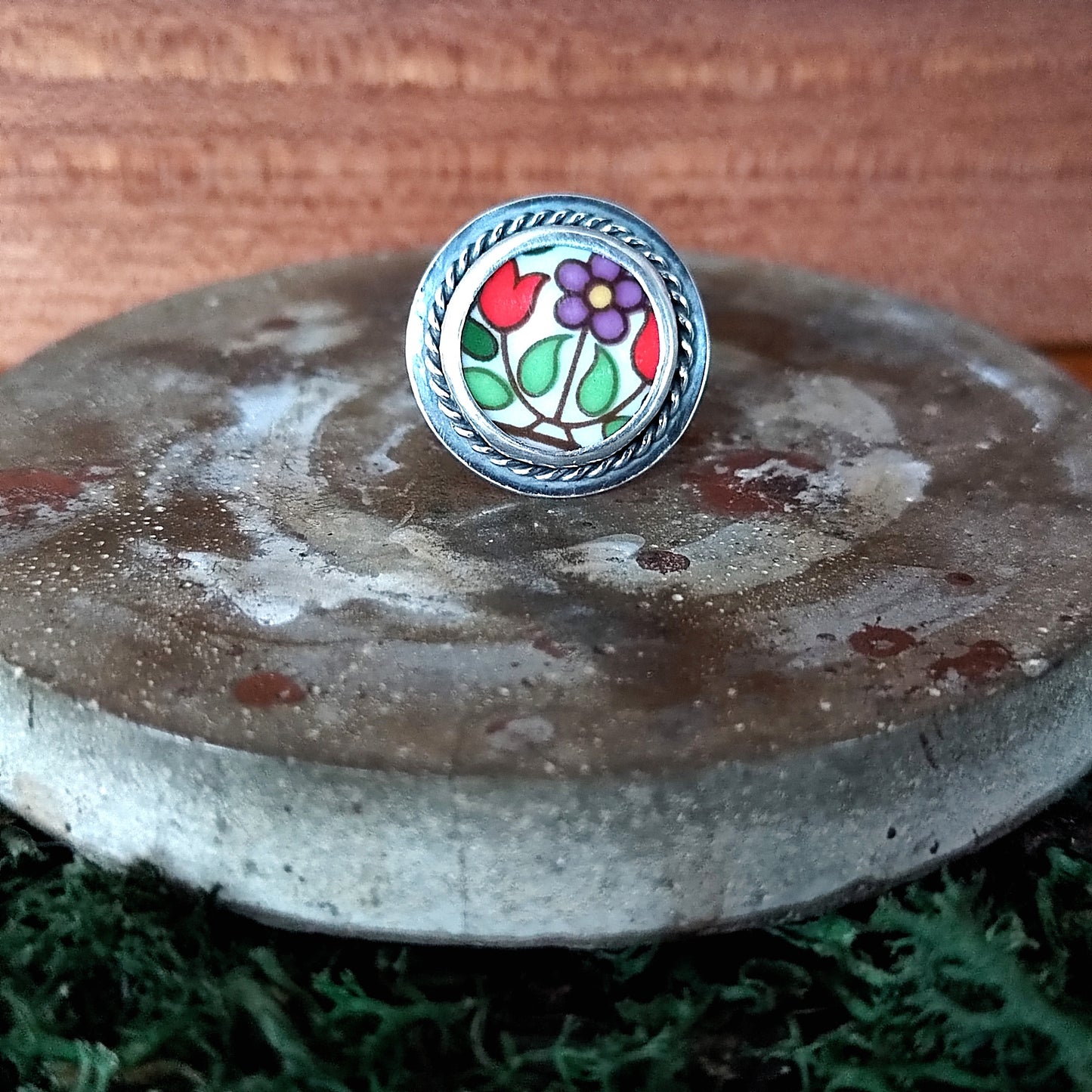 Broken Plates: Fireglow Collection Ring Size S 1/2