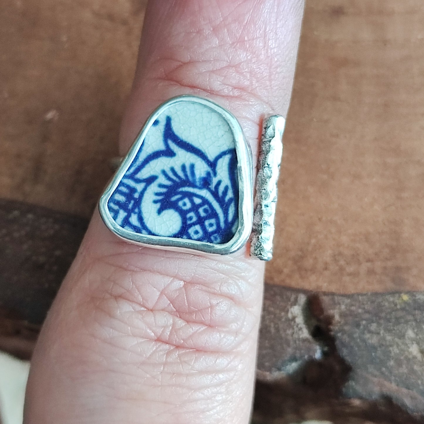 Sea Pottery T-Ring Size J
