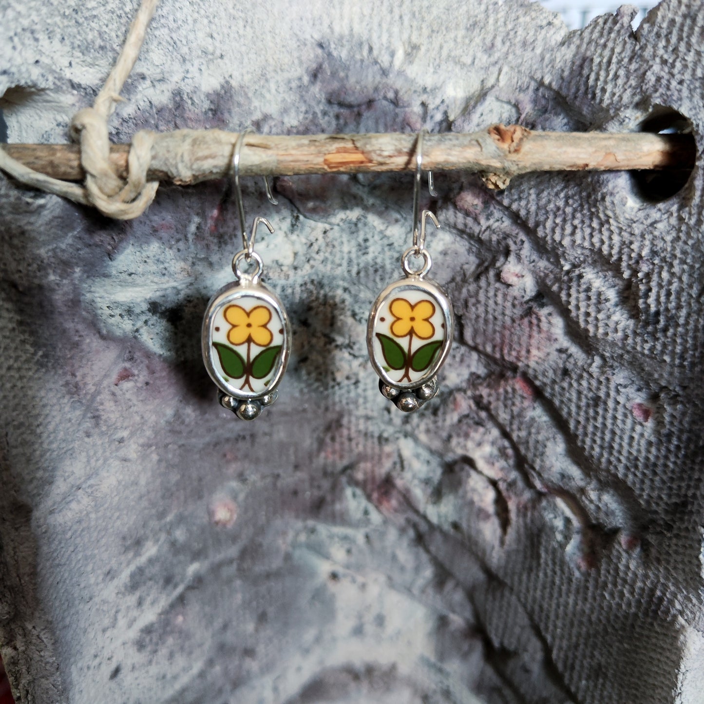 Broken Plates: Fireglow Earrings 004