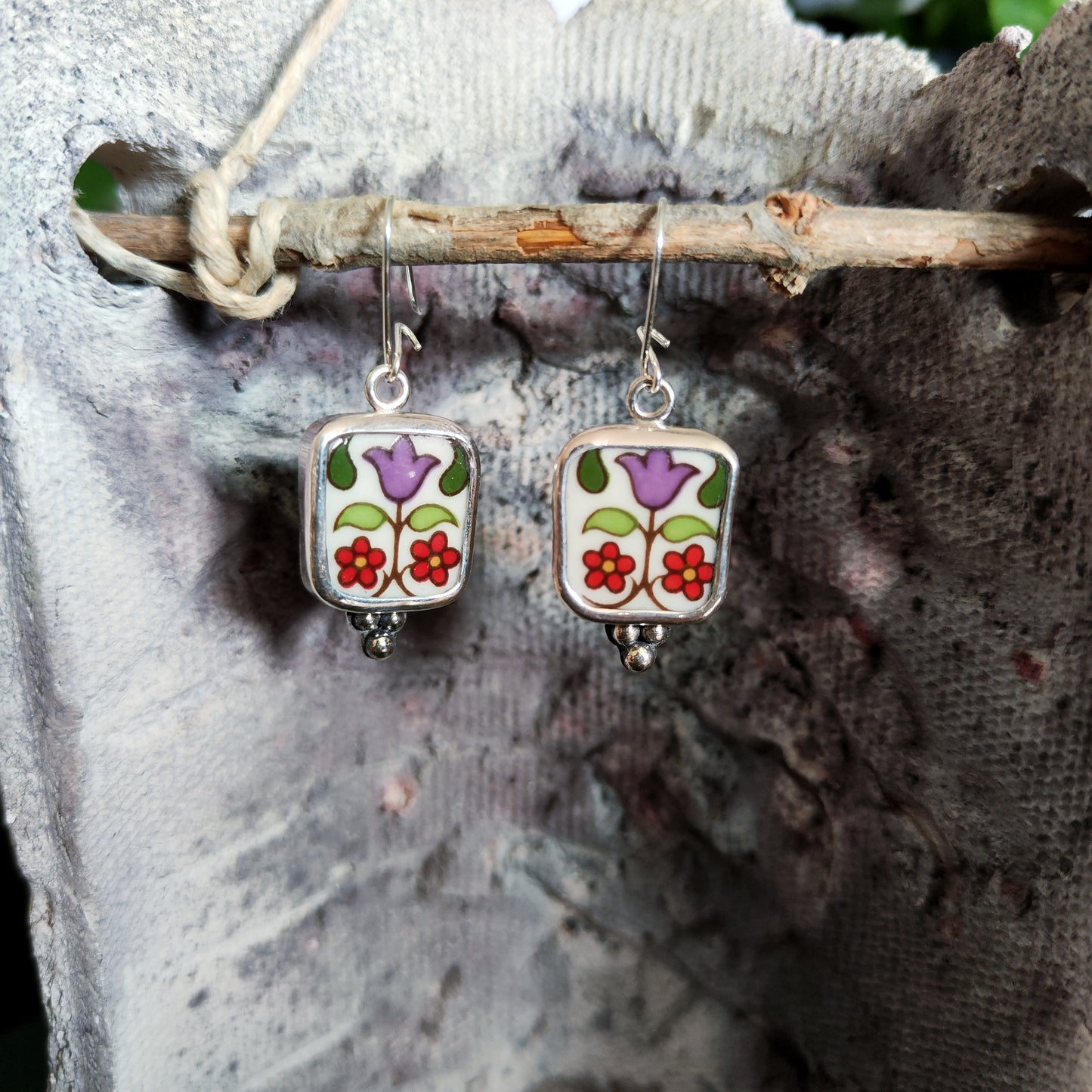 Broken Plates: Fireglow Earrings 003