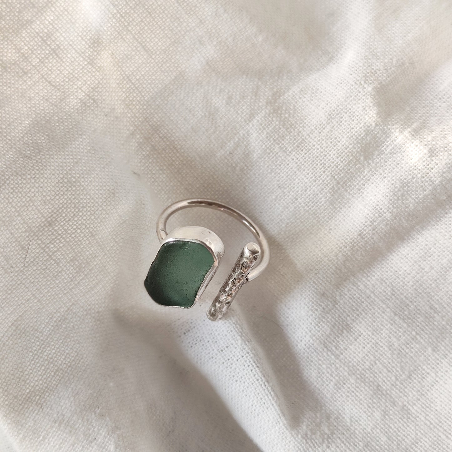 Sea Glass T-Ring Size H-J