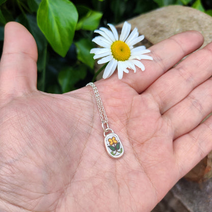 Broken Plates: Fireglow Necklace Minimal Yellow Flower
