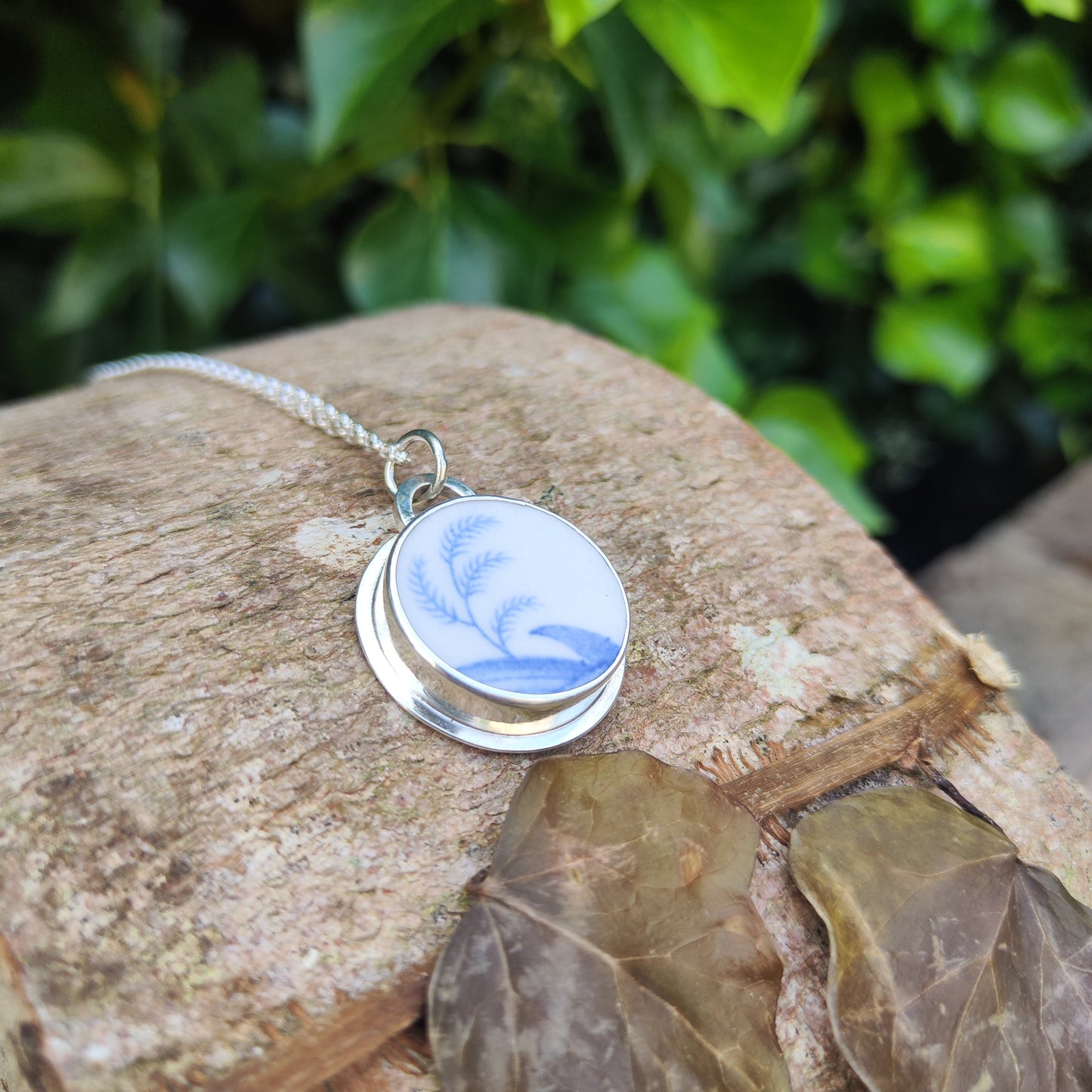 Broken Plates: Spode Necklace