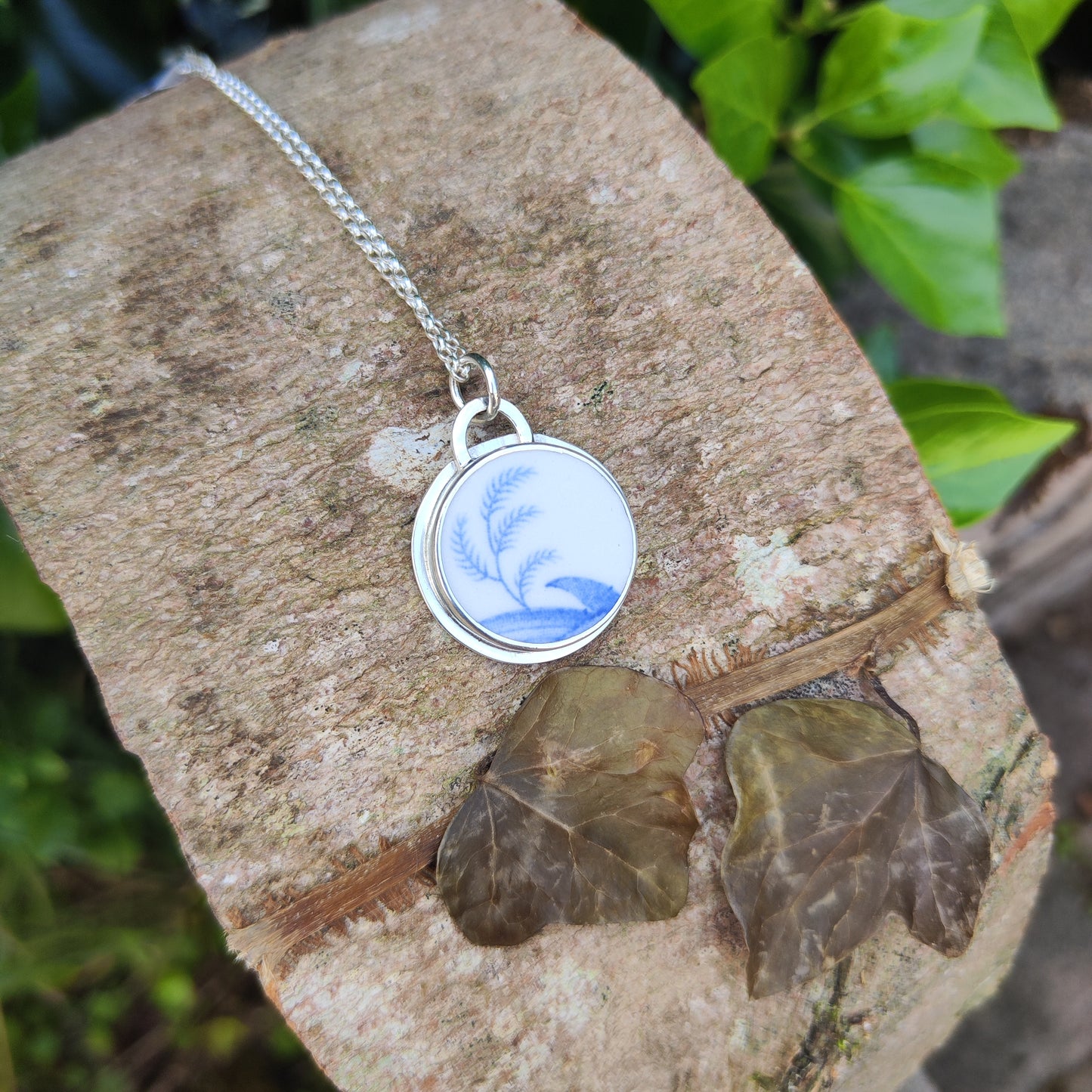 Broken Plates: Spode Necklace