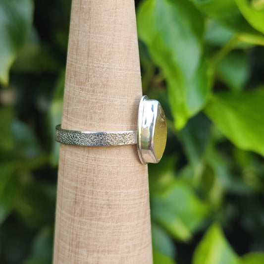 Sea Glass Ring - Textured Band - Size S