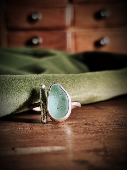 Sea Glass T-Ring Size V Pale Sage Green