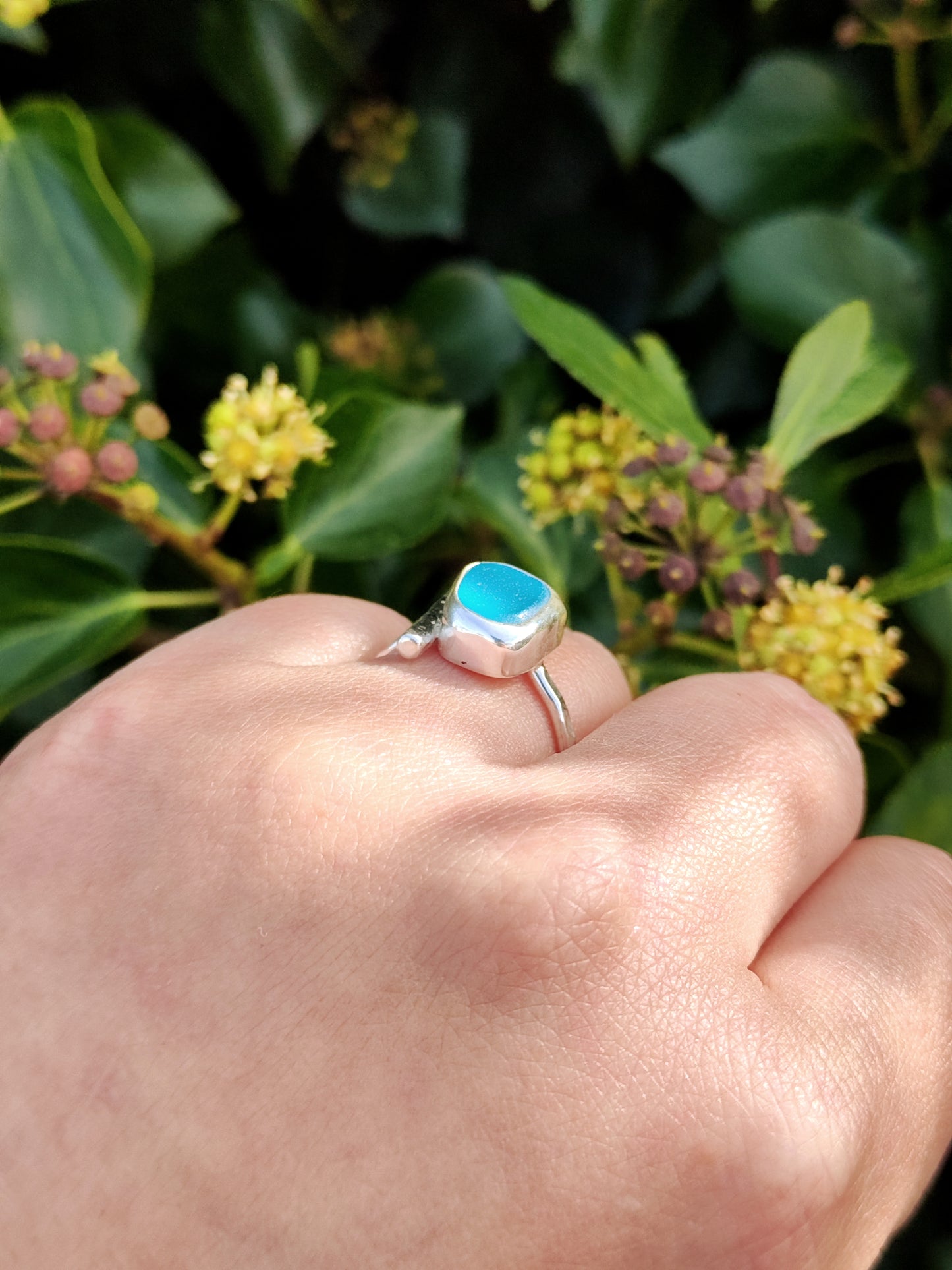 Sea Glass T-Ring Size T Electric Blue