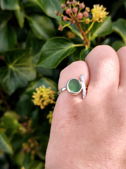 Sea Glass T-Ring Size N Small Green Circle