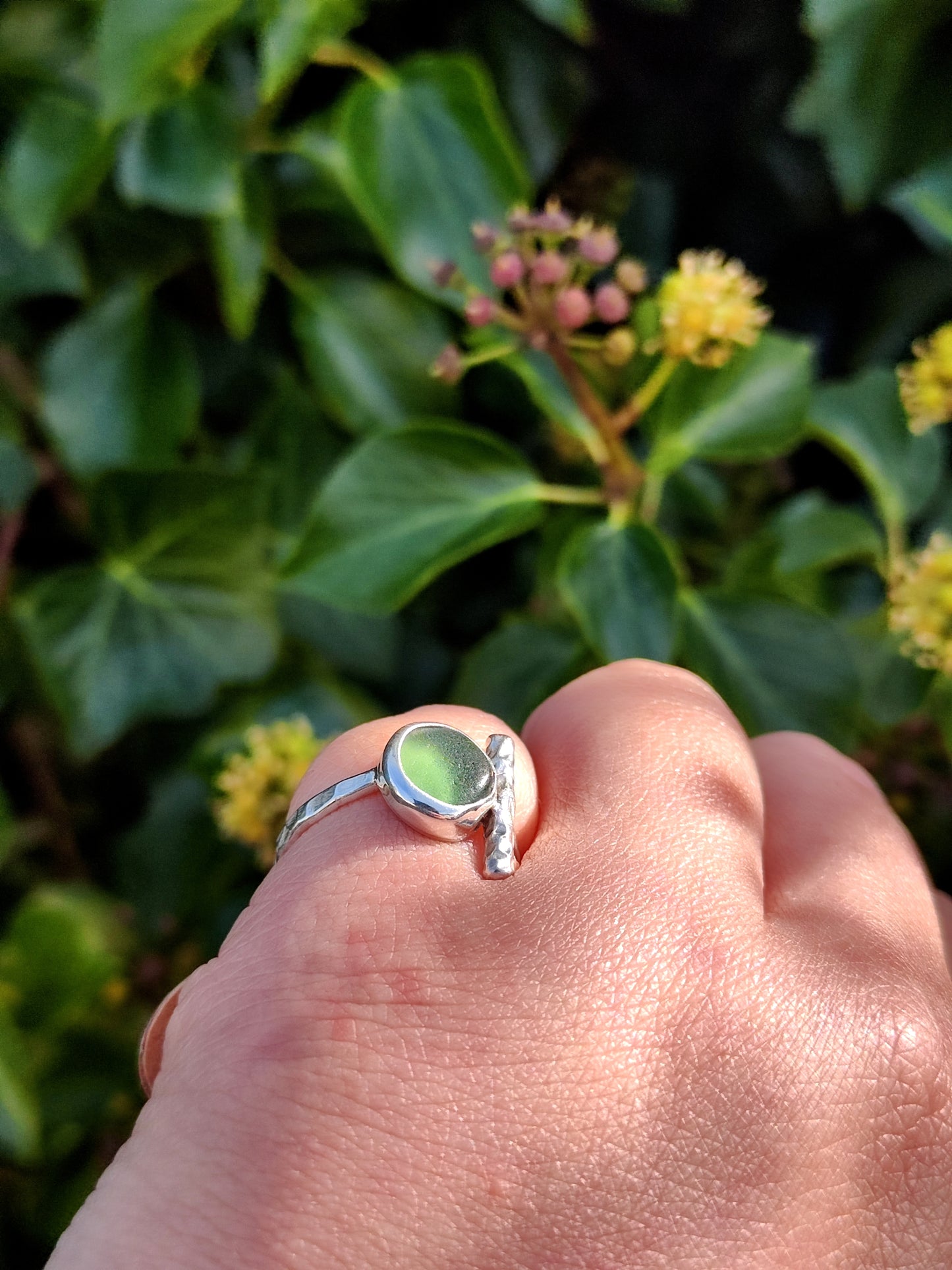 Sea Glass T-Ring Size N Small Green Circle