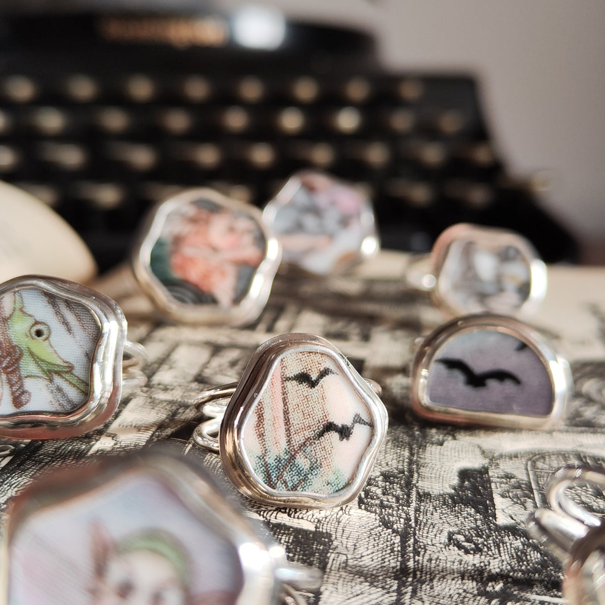 Hallowe'en Broken Plate Ring - Extrovert Bats