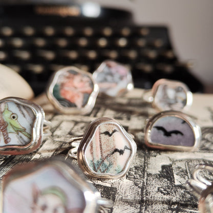 Hallowe'en Broken Plate Ring - Extrovert Bats
