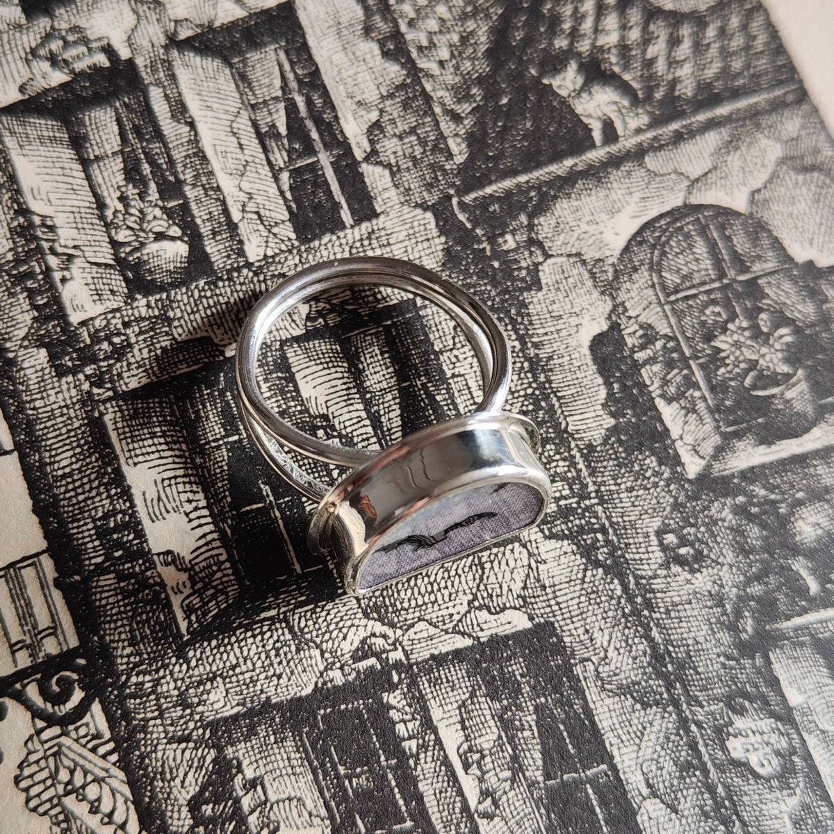 Hallowe'en Broken Plate Ring - Introvert Bat