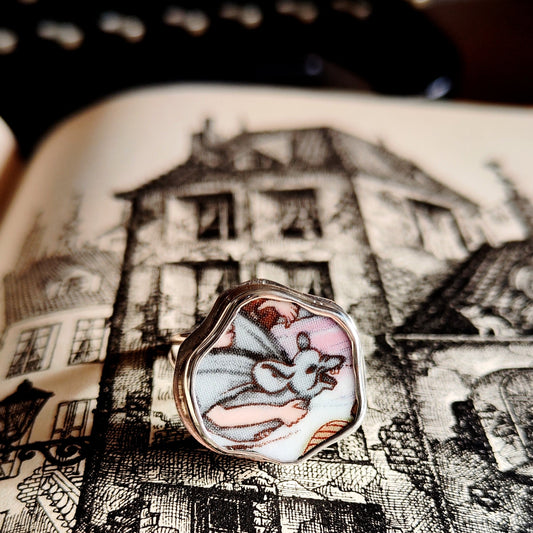 Hallowe'en Broken Plate Ring - Rat Bat