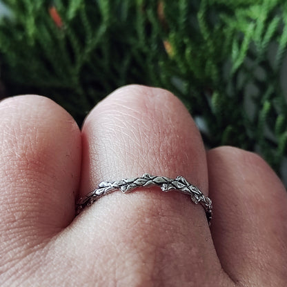 Twig Ring - Dainty Conifer