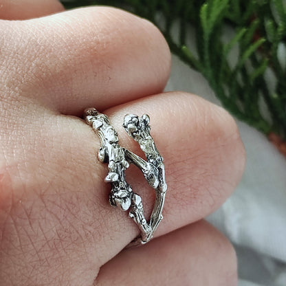 Twig Ring - Intertwined