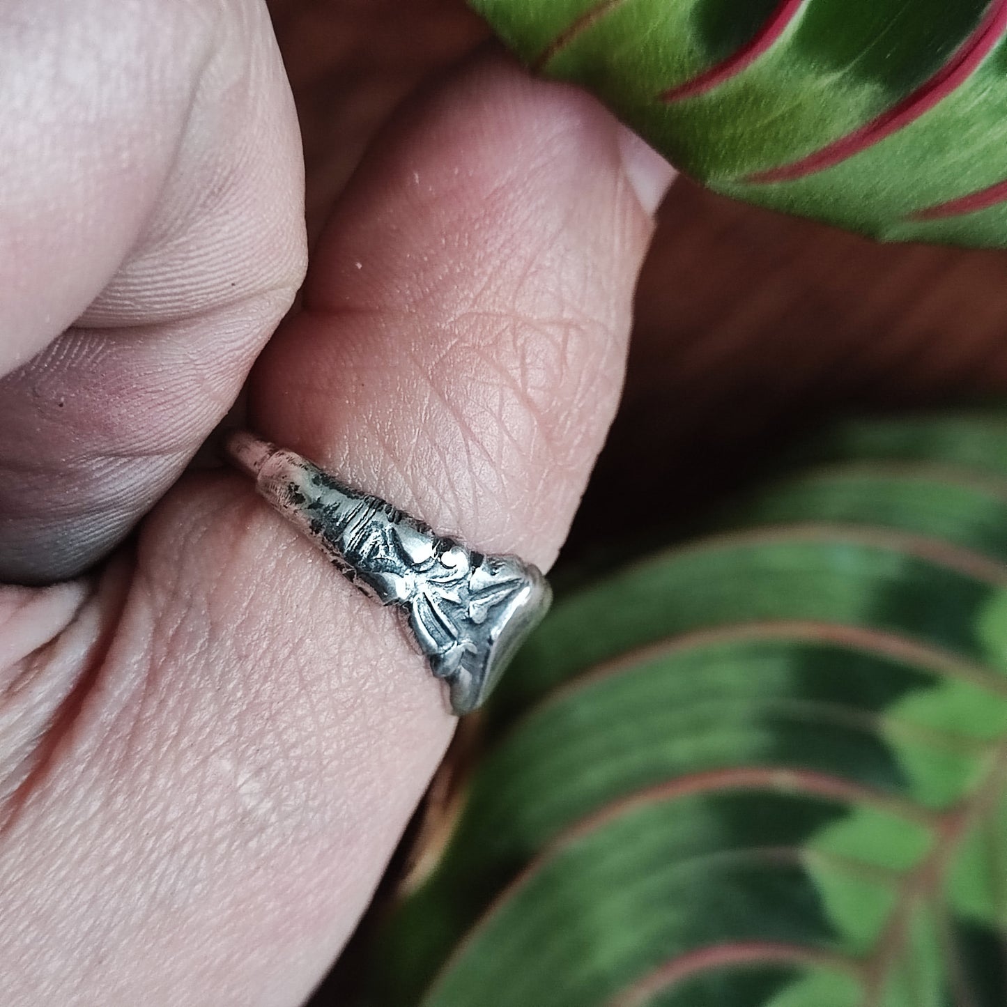 Antique Impressions Ring- Floral Heart