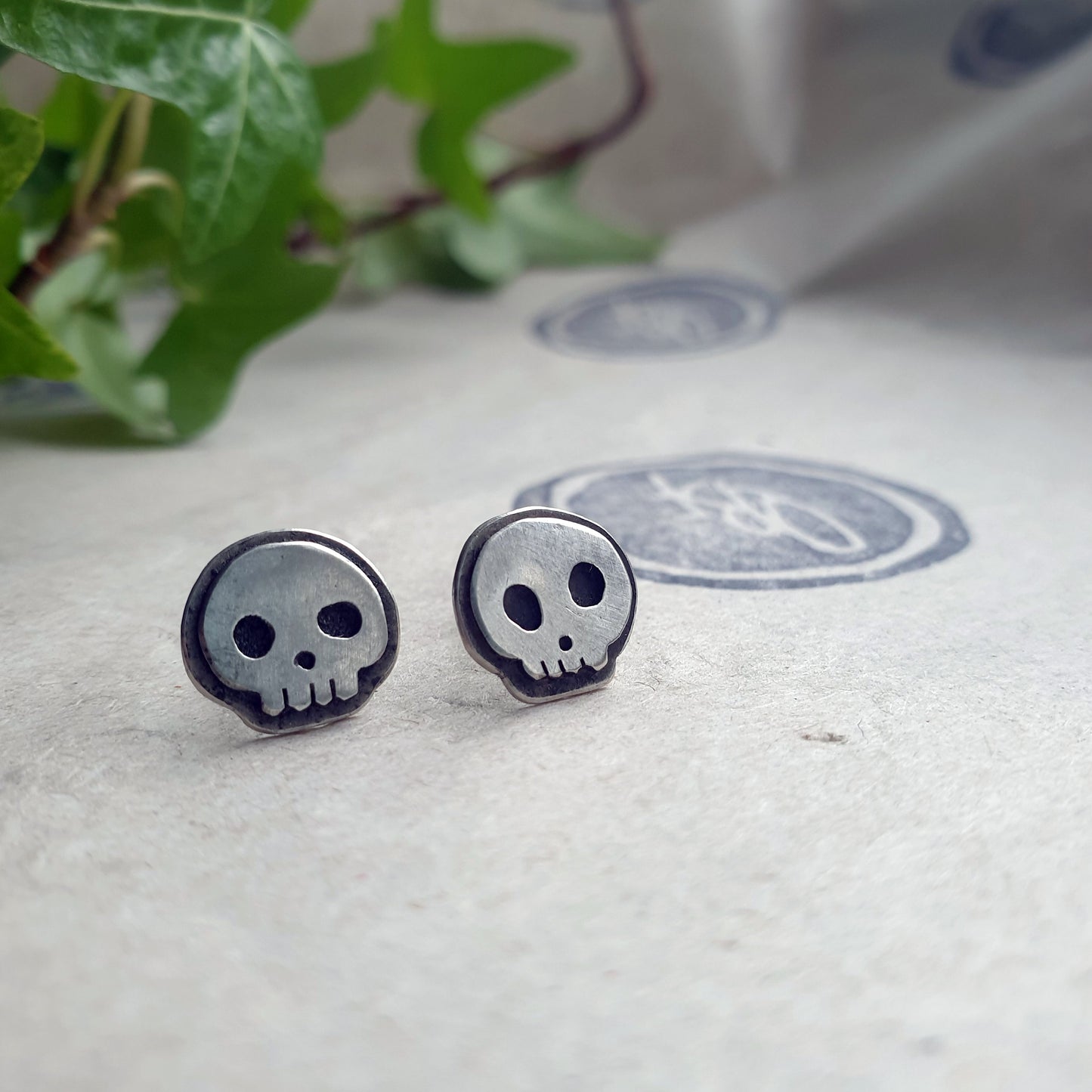 Dead Inside - Skull Studs